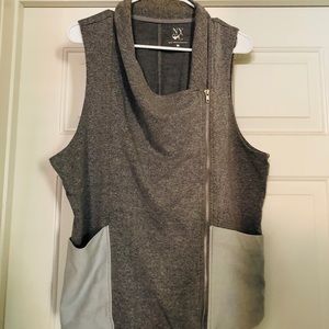 NY & Co Sweater Vest